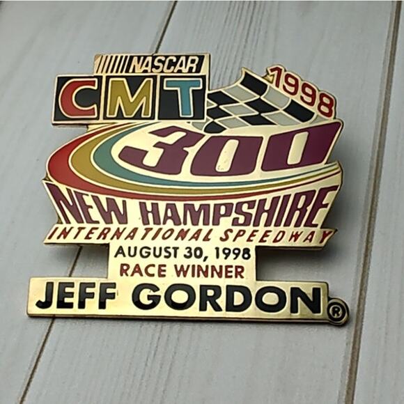 NASCAR CMT 300 New Hampshire 1998 Winner Jeff Gordon Pin - Picture 1 of 2